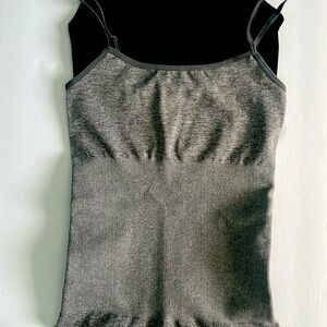 2 pieces stretch camisoles.